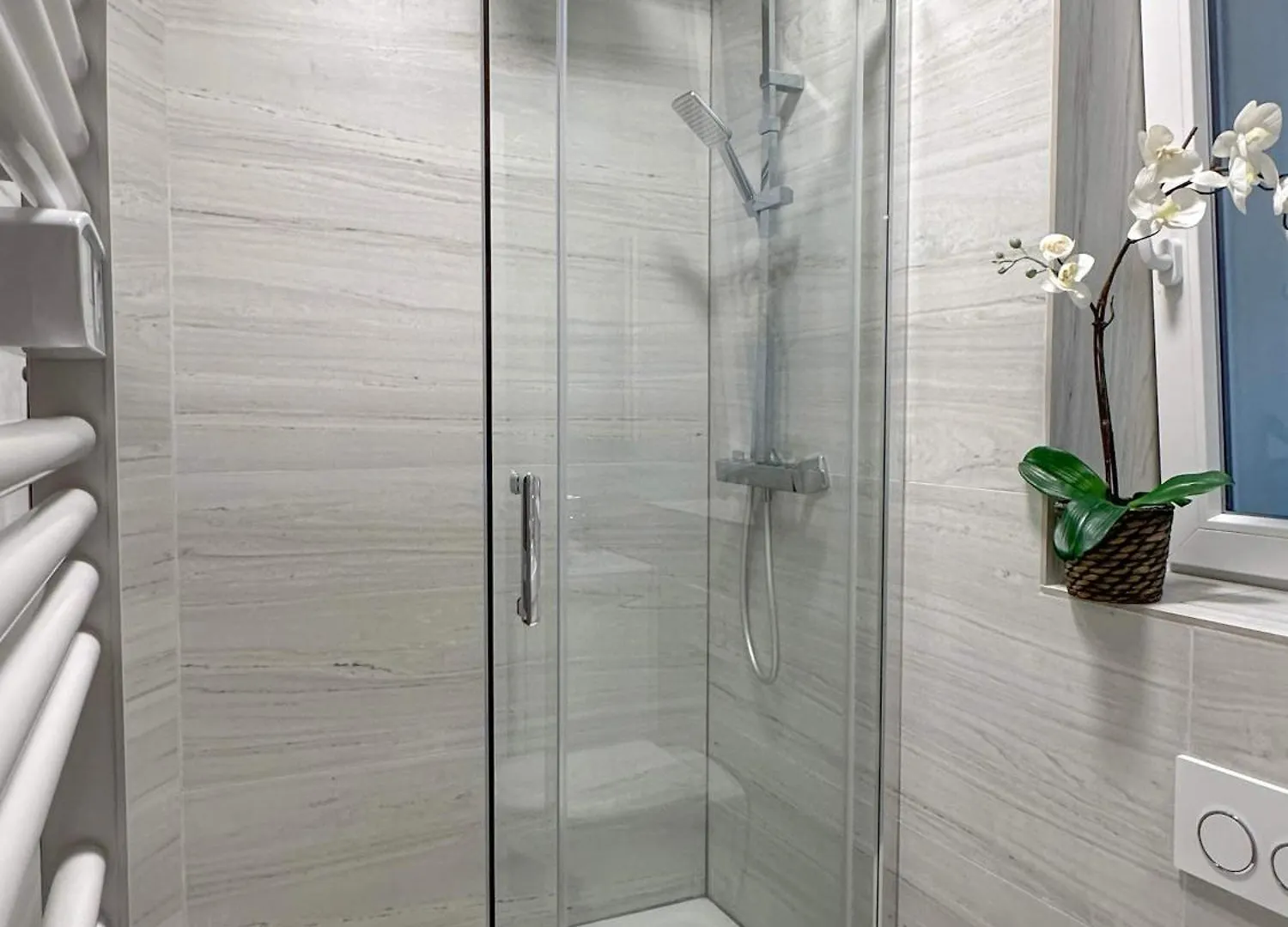 شقة Parisian Family Flat  باريس