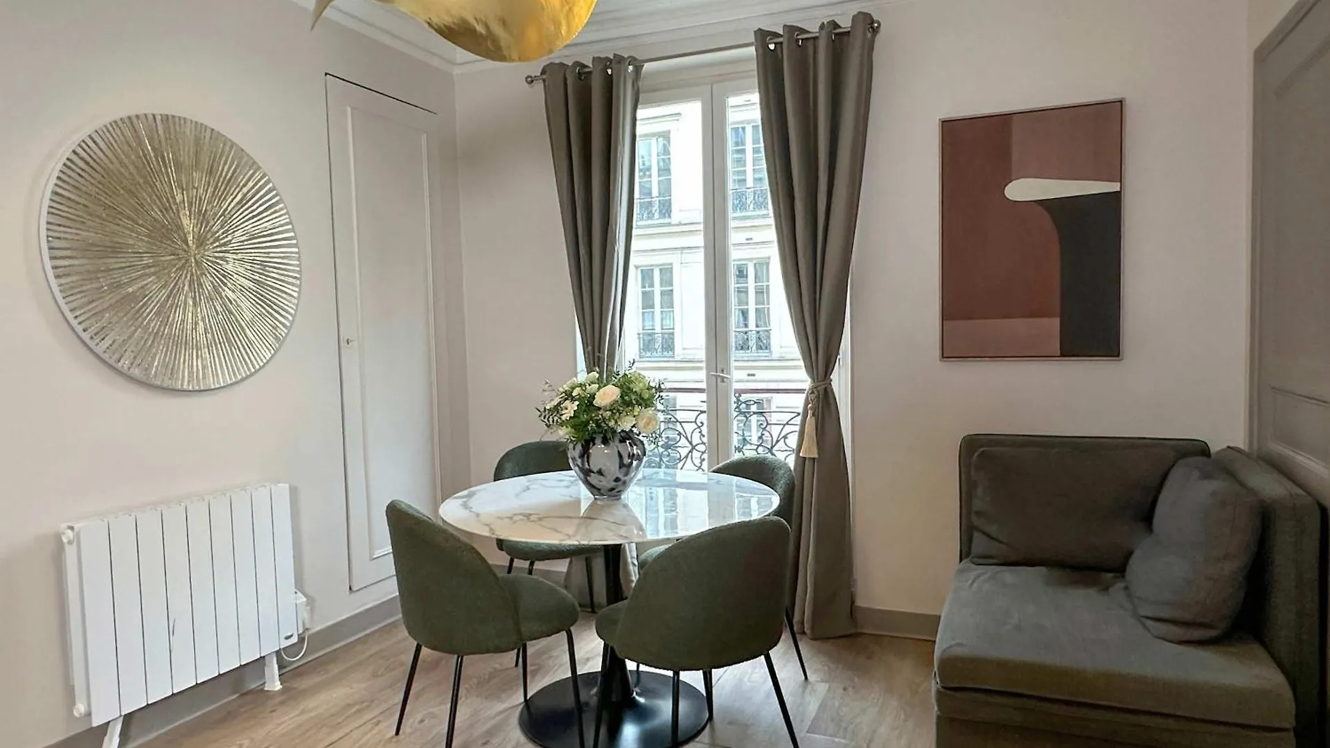 شقة Parisian Family Flat فرنسا